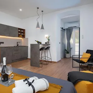  Apartment Deluxe Rooms&apartments Korzo Kroatien